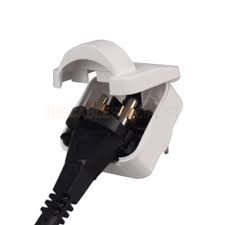 Close Shuko Plug Adaptor White