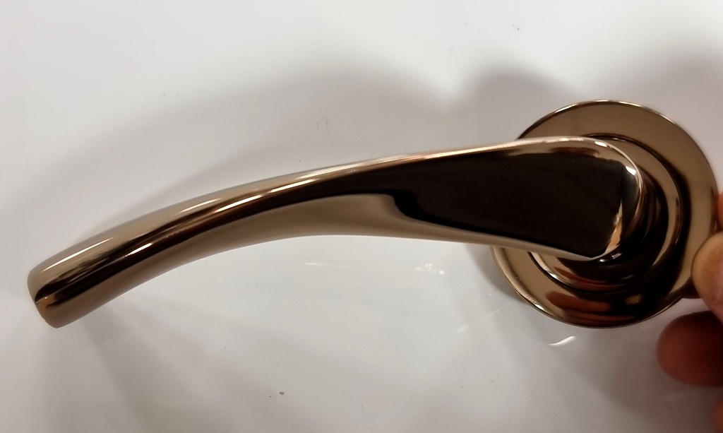[018691] D/Handle Bravo Ros. Brass - X